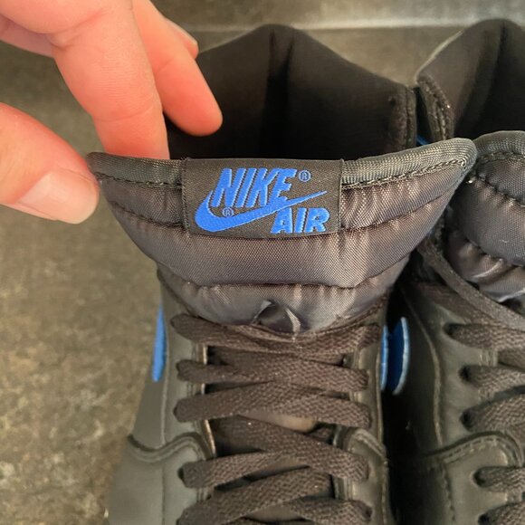 Jordan 1 Retro High OG 'Royal Blue' - Size 11 - Picture 7 of 10
